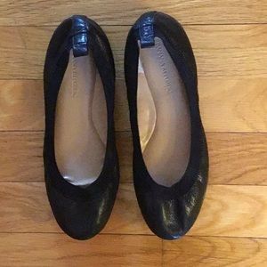 Black ballet flats